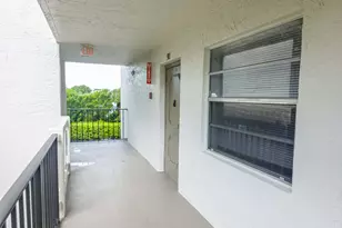 24 Abbey Ln, Delray Beach, FL 33446 - Photo 2