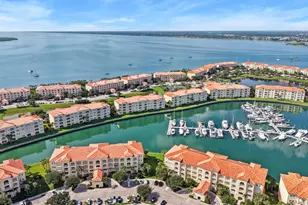 16 Harbour Isle Dr W, Fort Pierce, FL 34949 - Photo 32