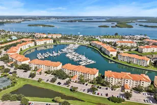 16 Harbour Isle Dr W, Fort Pierce, FL 34949 - Photo 28