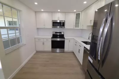3980 Oaks Clubhouse Drive #511, Pompano Beach, FL 33069 - Photo 4
