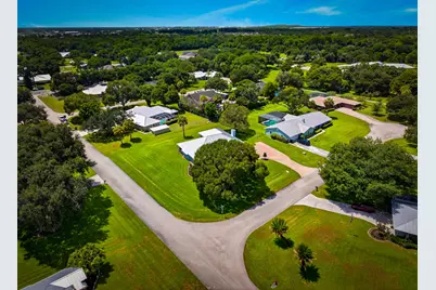 3601 Cottonwood Drive, Fort Pierce, FL 34981 - Photo 18