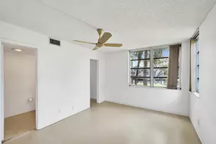 1811 Sabal Palm Dr, Davie, FL 33324 - Photo 22