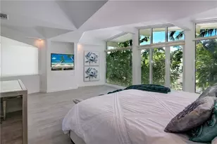 28 Pelican Dr, Fort Lauderdale, FL 33301 - Photo 18