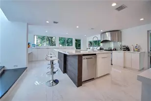 28 Pelican Dr, Fort Lauderdale, FL 33301 - Photo 10