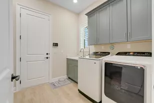15187 Wildwood Cir, The Acreage, FL 33470 - Photo 16