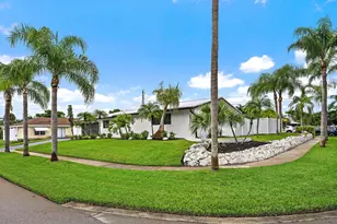 360 Saturn Ave, Tequesta, FL 33469 - Photo 32