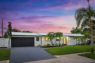 360 Saturn Ave, Tequesta, FL 33469 - Photo 1