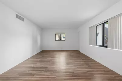 800 Lighthouse Drive #1A, North Palm Beach, FL 33408 - Photo 2