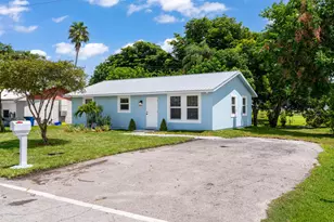 625 NW 14th St, Belle Glade, FL 33430 - Photo 1