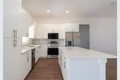 15061 Brainbridge Circle, Port Charlotte, FL 33981 - Photo 6