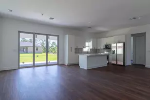 15061 Brainbridge Cir, Port Charlotte, FL 33981 - Photo 4