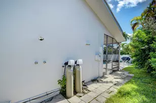 1171 Bimini Ln, Singer Island, FL 33404 - Photo 30