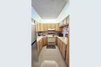 1004 Green Pine Boulevard #G1, West Palm Beach, FL 33409 - Photo 10