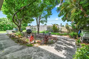 149 Cayman Dr, Palm Springs, FL 33461 - Photo 18