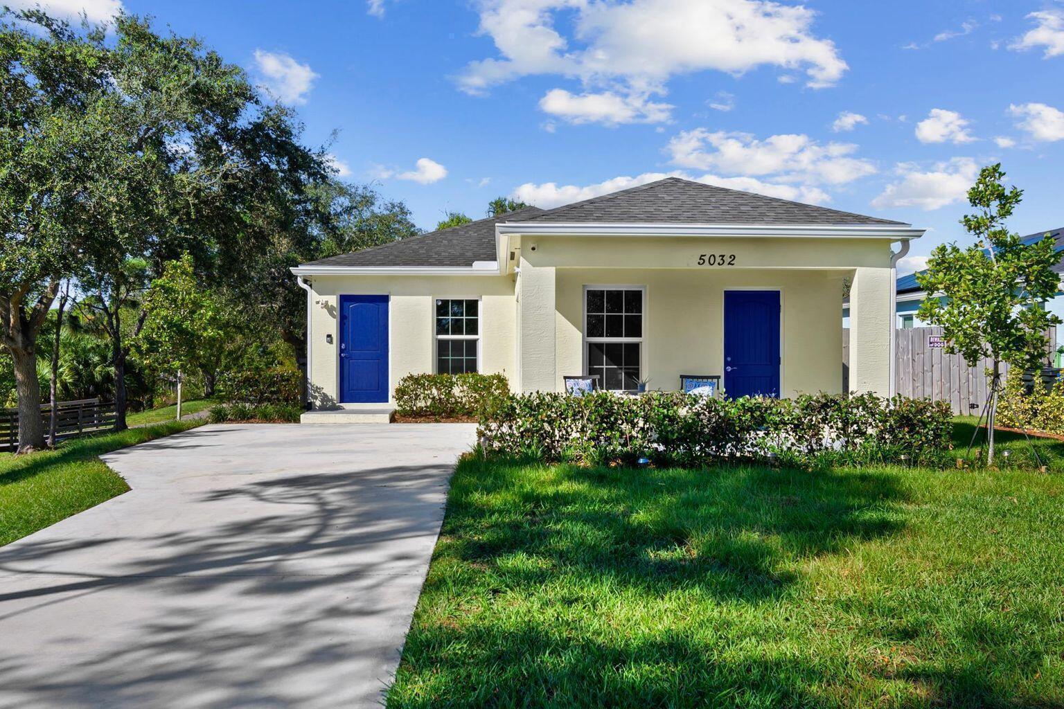 5032 SE Flounder Ave - 5032 SE Flounder Ave, Stuart, FL 34997 Luxury Property | Jose Angel Pina