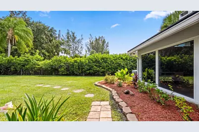 13343 Doubletree Circle, Wellington, FL 33414 - Photo 52