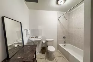 2540 Boundbrook Blvd, Palm Springs, FL 33406 - Photo 10