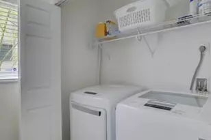 1321 Madison St, Hollywood, FL 33019 - Photo 36