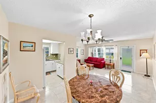 489 Tilford W, Deerfield Beach, FL 33442 - Photo 14