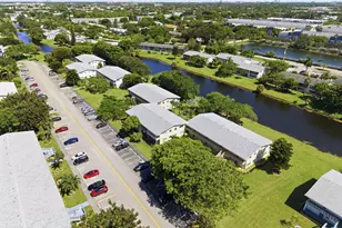 489 Tilford W, Deerfield Beach, FL 33442 - Photo 40