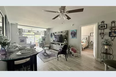 9480 Poinciana Place #201, Davie, FL 33324 - Photo 6