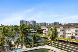 427 Golden Isles Dr, Hallandale Beach, FL 33009 - Photo 22