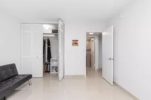 427 Golden Isles Dr, Hallandale Beach, FL 33009 - Photo 18