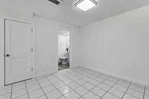3157 Meridian Way S, Palm Beach Gardens, FL 33410 - Photo 14