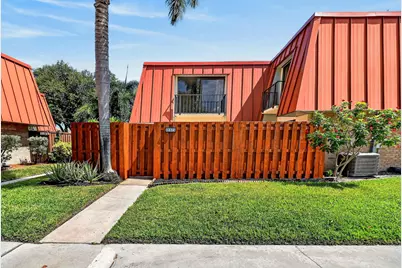 3157 Meridian Way S #A, Palm Beach Gardens, FL 33410 - Photo 2