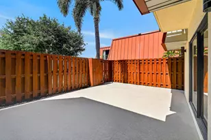 3157 Meridian Way S, Palm Beach Gardens, FL 33410 - Photo 8
