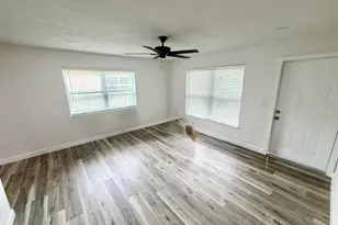 6200 SW 41st Pl, Davie, FL 33314 - Photo 4