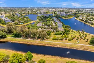 3201 N Course Ln E, Pompano Beach, FL 33069 - Photo 48