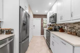 3201 N Course Ln E, Pompano Beach, FL 33069 - Photo 16