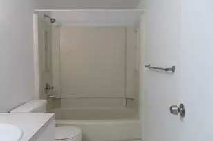 6900 SW 39th St, Davie, FL 33314 - Photo 22