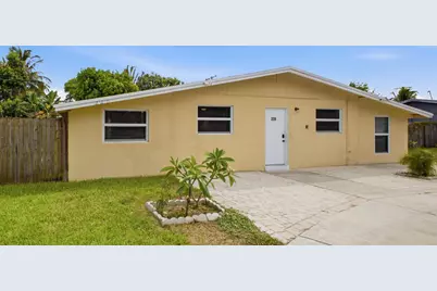 226 E Gateway Boulevard, Boynton Beach, FL 33435 - Photo 4