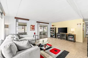 8350 E Club Rd, Boca Raton, FL 33433 - Photo 12