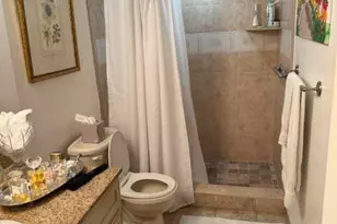 1723 Embassy Dr, West Palm Beach, FL 33401 - Photo 14