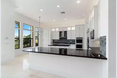 8151 Lost Creek Lane, Delray Beach, FL 33446 - Photo 10