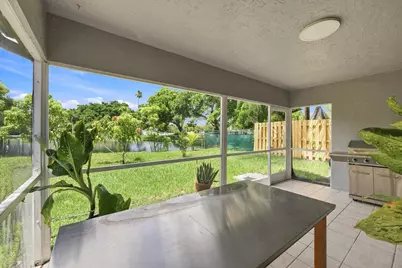 2385 NW 34th Terrace, Coconut Creek, FL 33066 - Photo 28