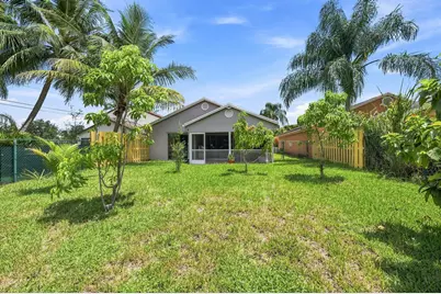 2385 NW 34th Terrace, Coconut Creek, FL 33066 - Photo 34