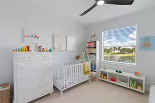 428 Cresta Cir, West Palm Beach, FL 33413 - Photo 32