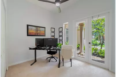 428 Cresta Circle, West Palm Beach, FL 33413 - Photo 10