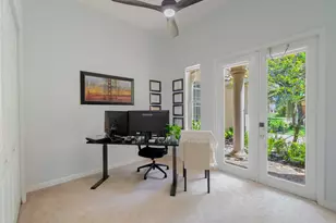 428 Cresta Cir, West Palm Beach, FL 33413 - Photo 10