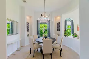428 Cresta Cir, West Palm Beach, FL 33413 - Photo 6
