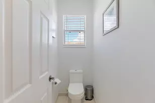 428 Cresta Cir, West Palm Beach, FL 33413 - Photo 22