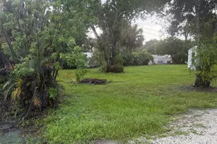 5327 St Lucie Blvd, Fort Pierce, FL 34946 - Photo 6