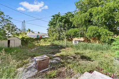811 32nd Street, West Palm Beach, FL 33407 - Photo 16