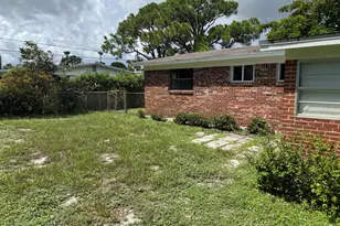 3651 Bahama Rd, Palm Beach Gardens, FL 33410 - Photo 2