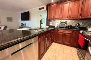 43 Normandy A, Delray Beach, FL 33484 - Photo 2