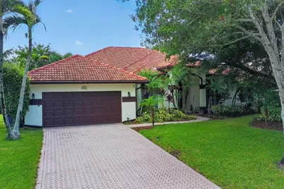 913 SW Lighthouse Drive, Palm City, FL 34990 - Photo 2